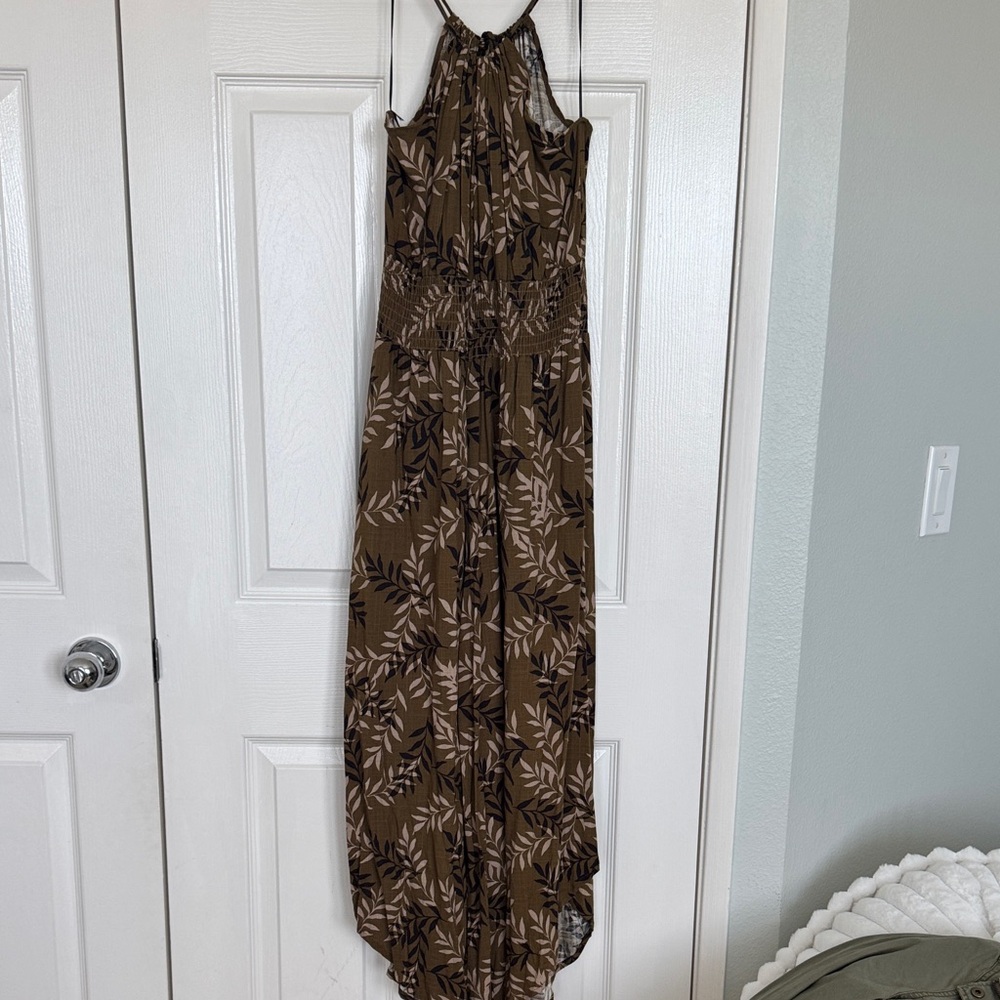 Mahina Brown Leaf-Print Halter Maxi Dress